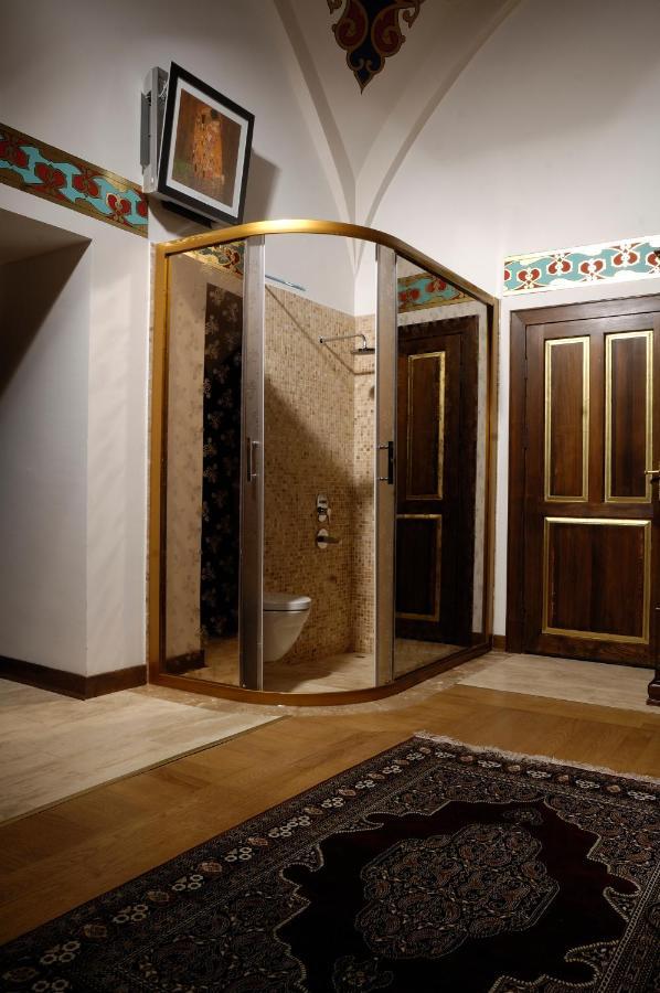 Cesme Kanuni Kervansaray Historical Hotel Exterior photo