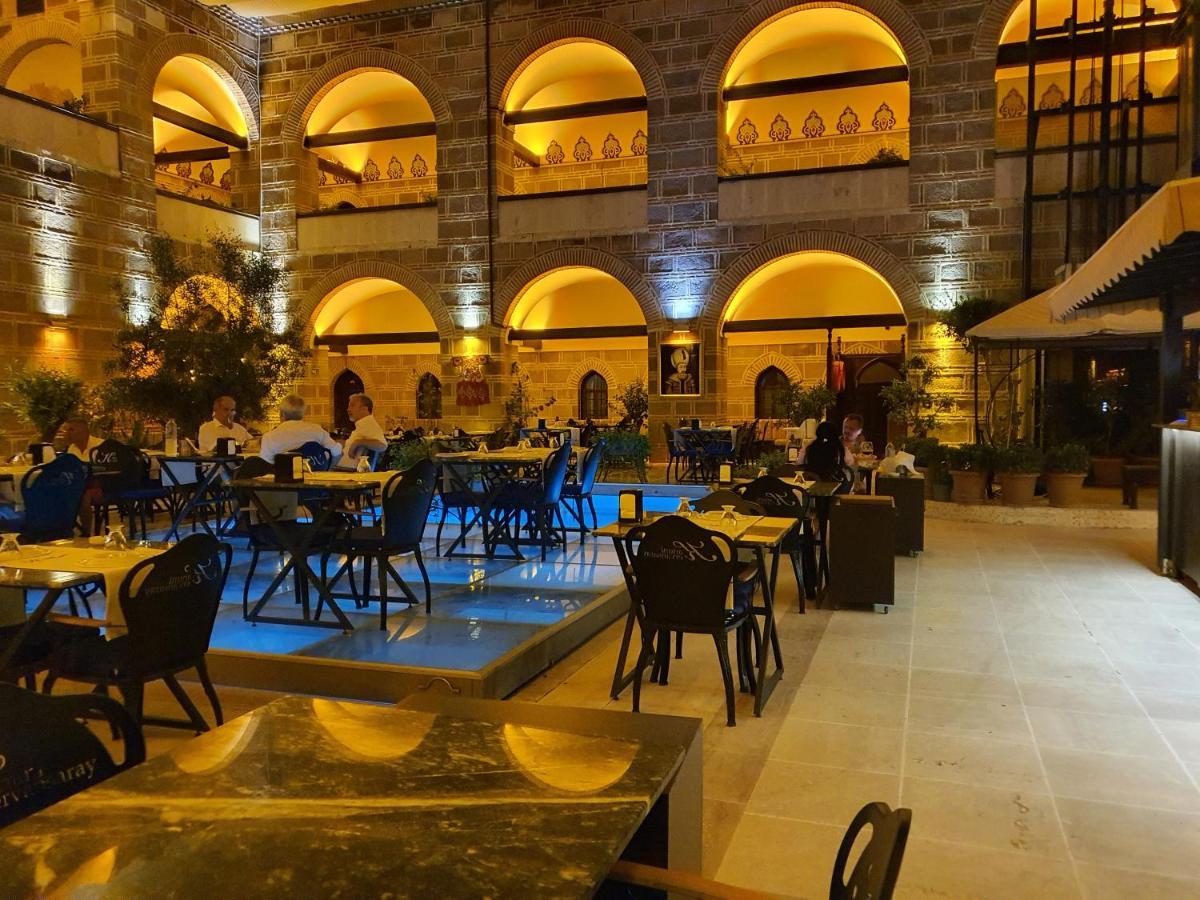 Cesme Kanuni Kervansaray Historical Hotel Exterior photo