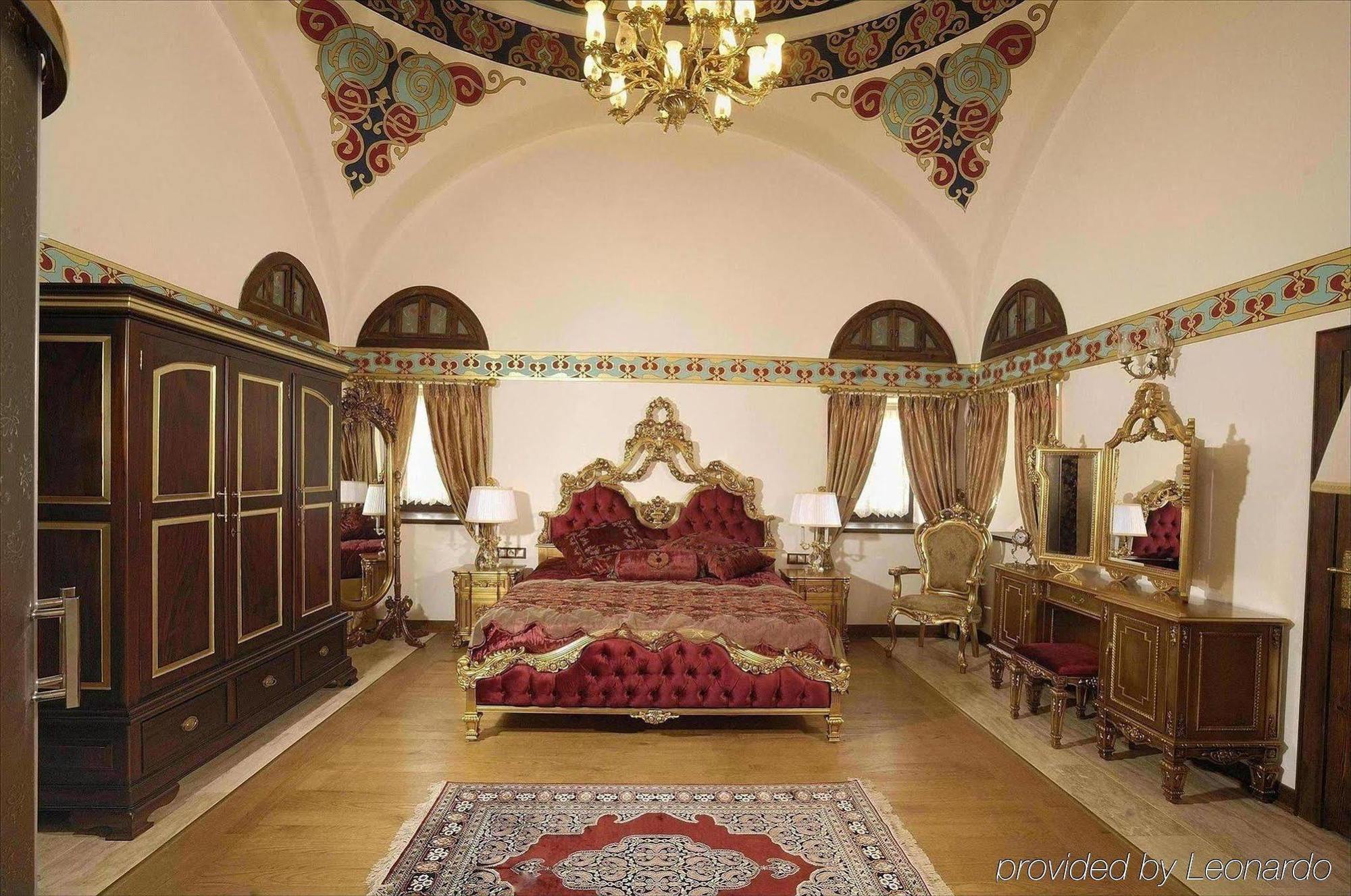 Cesme Kanuni Kervansaray Historical Hotel Room photo